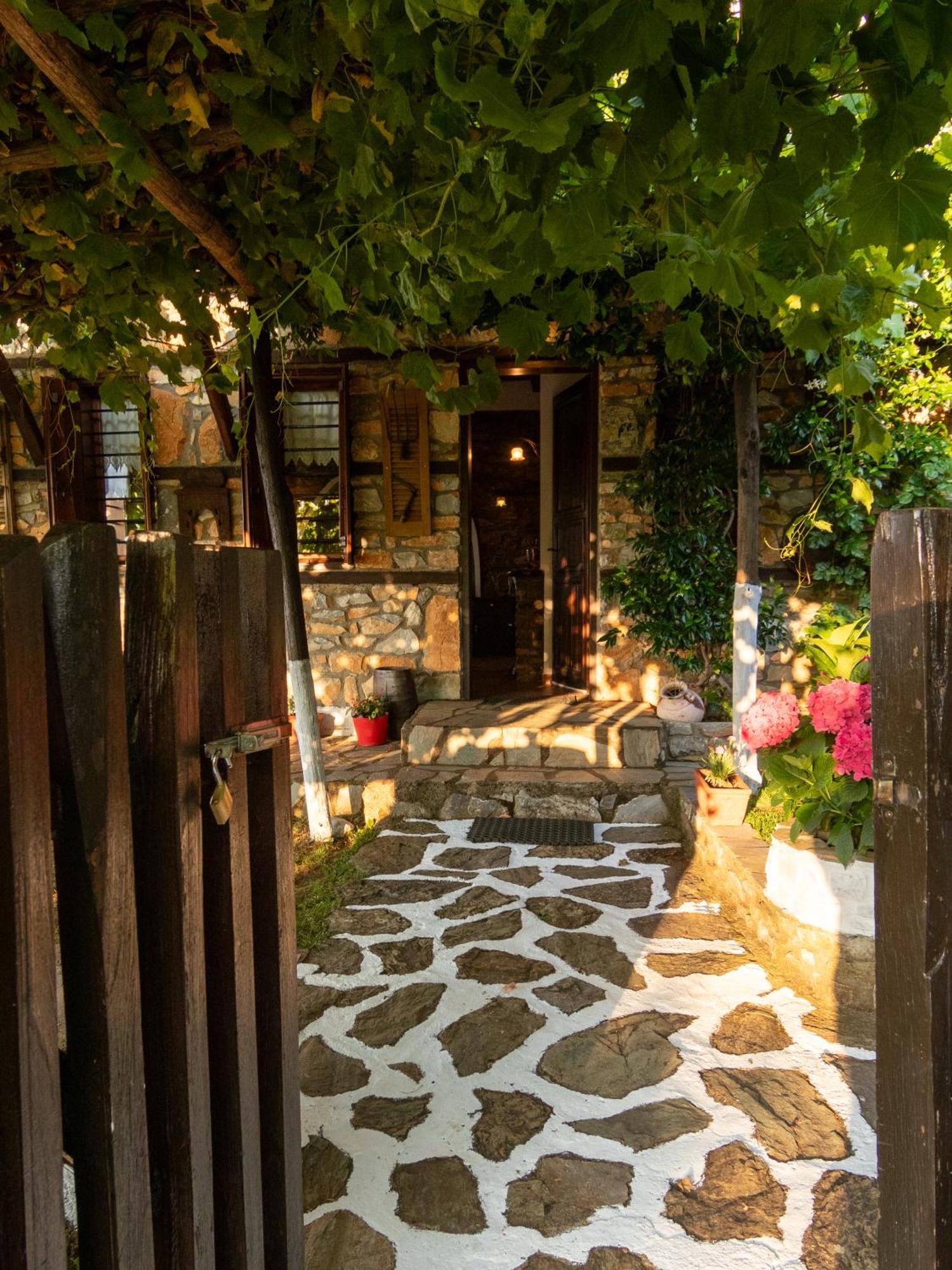 Guesthouse Oneiro Παλαιός Παντελεήμων Εξωτερικό φωτογραφία